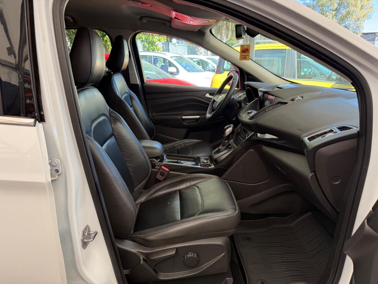 Ford Kuga 1.5 TDCI 120 CV S&S 2WD Powershift Edition
