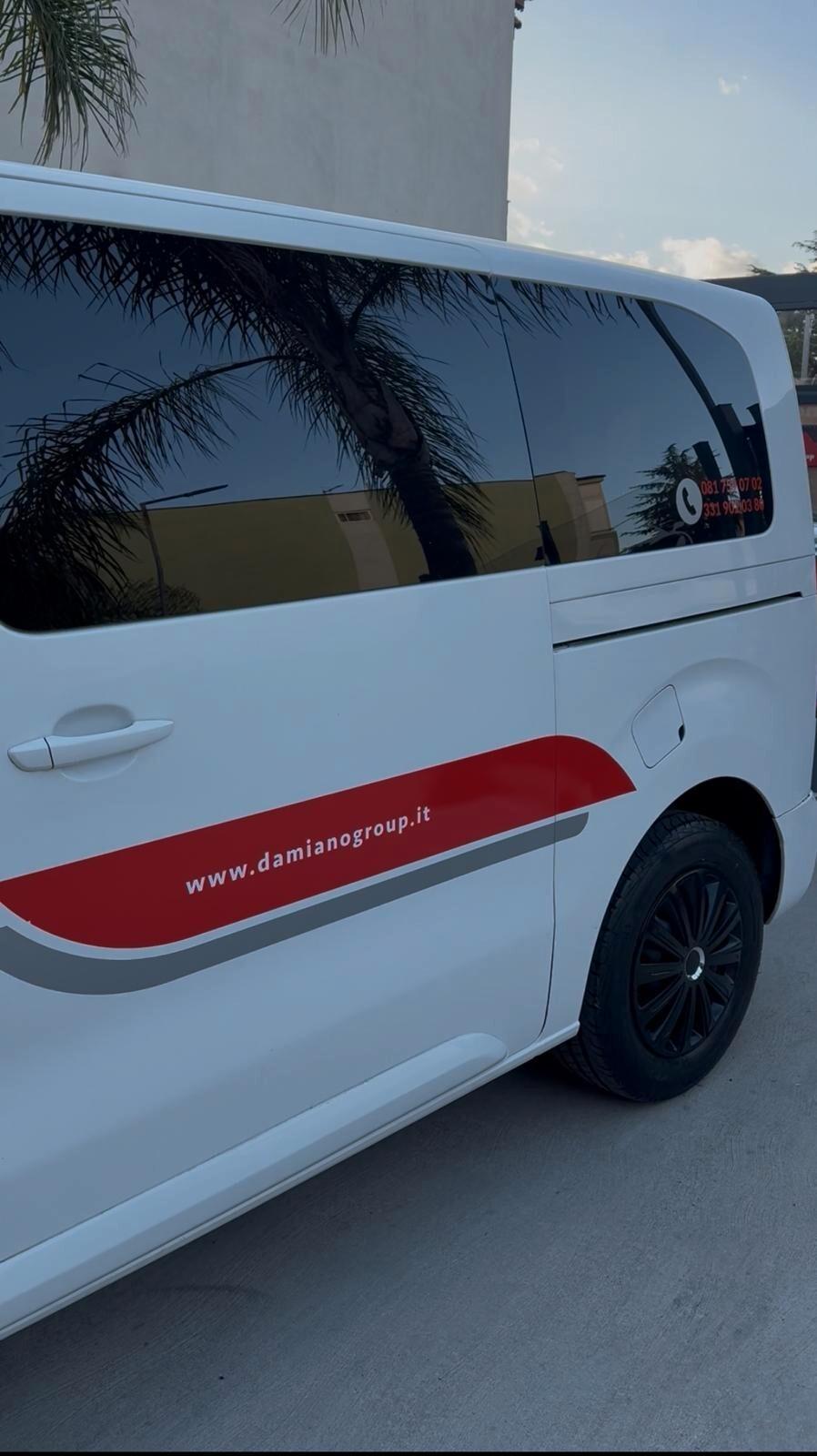 Peugeot Traveller 9 POSTI