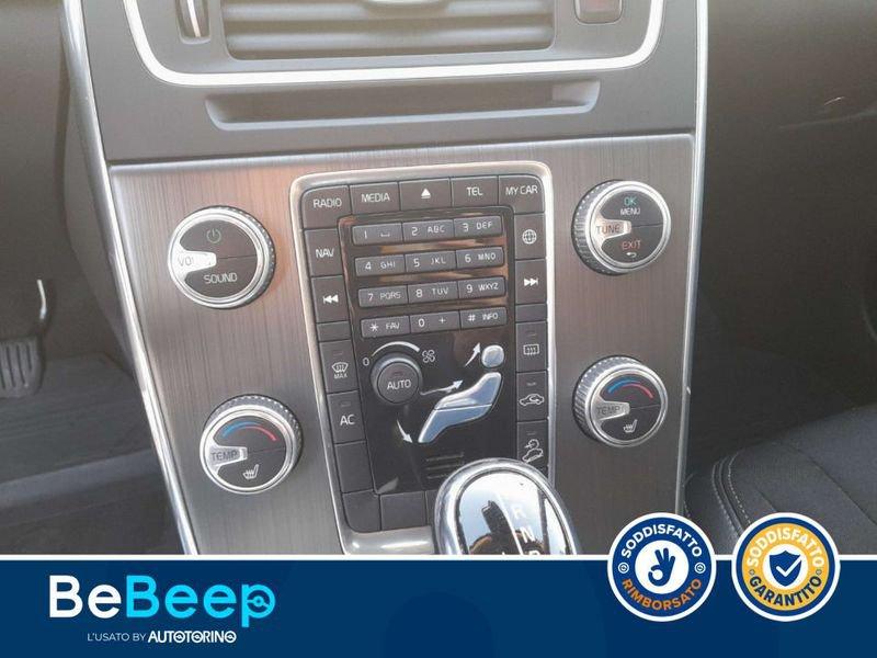 Volvo V60 Cross Country 2.4 D4 MOMENTUM AWD GEARTRONIC