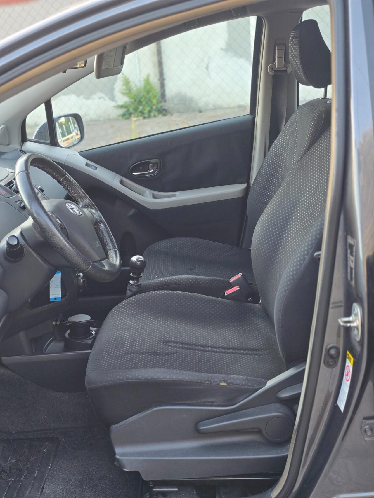 Toyota Yaris 1.33 101cv sol 5p