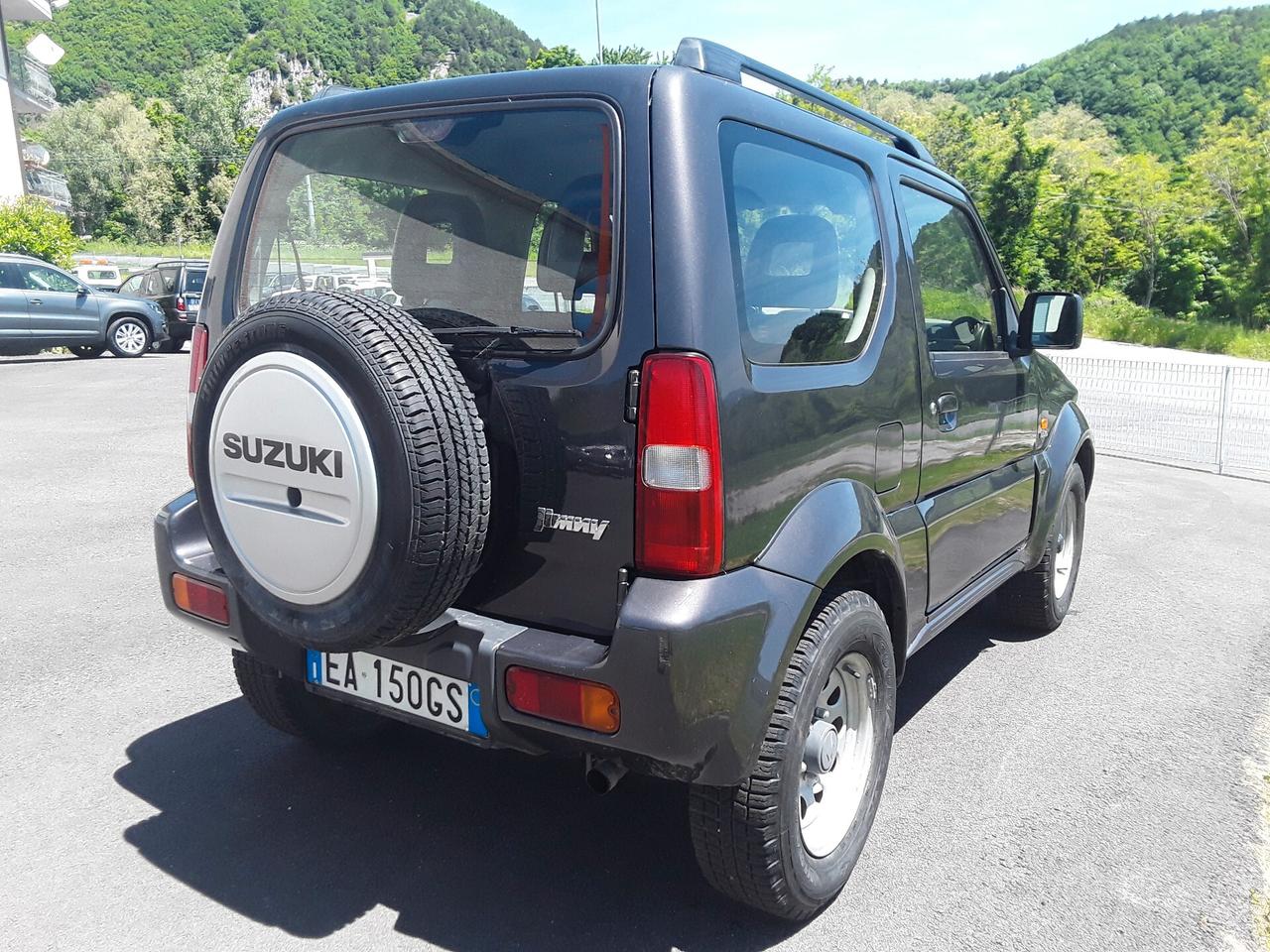 Suzuki Jimny 1.5 DDiS cat 4WD JLX