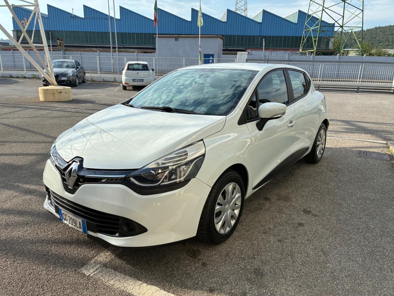 Renault Clio 1.2 75CV 5 porte Wave