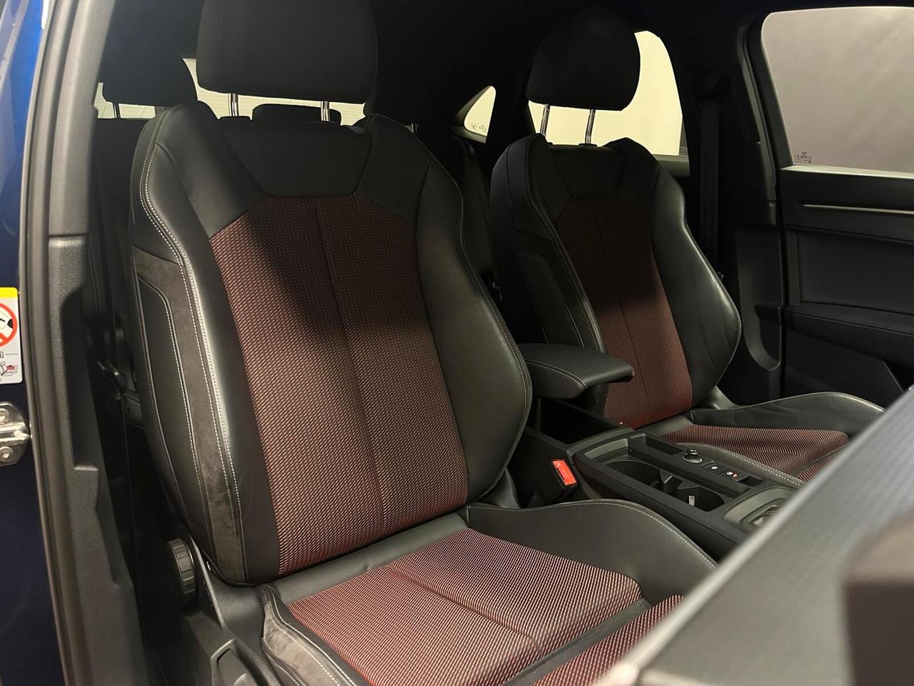 Audi Q3 SPB 45 TFSI e S line Identity Black IVA ESPOSTA