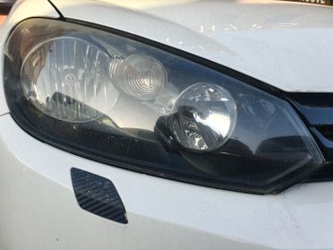 Volkswagen Golf 1.6 TDI DPF 3p. Comf. BlueM. Tech. R Line