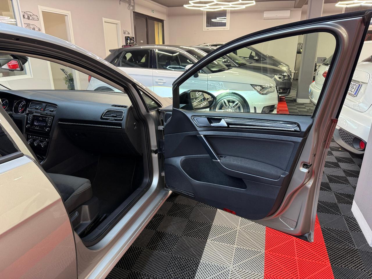 Volkswagen Golf 2.0 TDI 4MOTION Highline - FABIANOAUTO