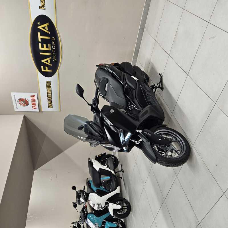 Yamaha X-Max 300 Tech Max - 2024
