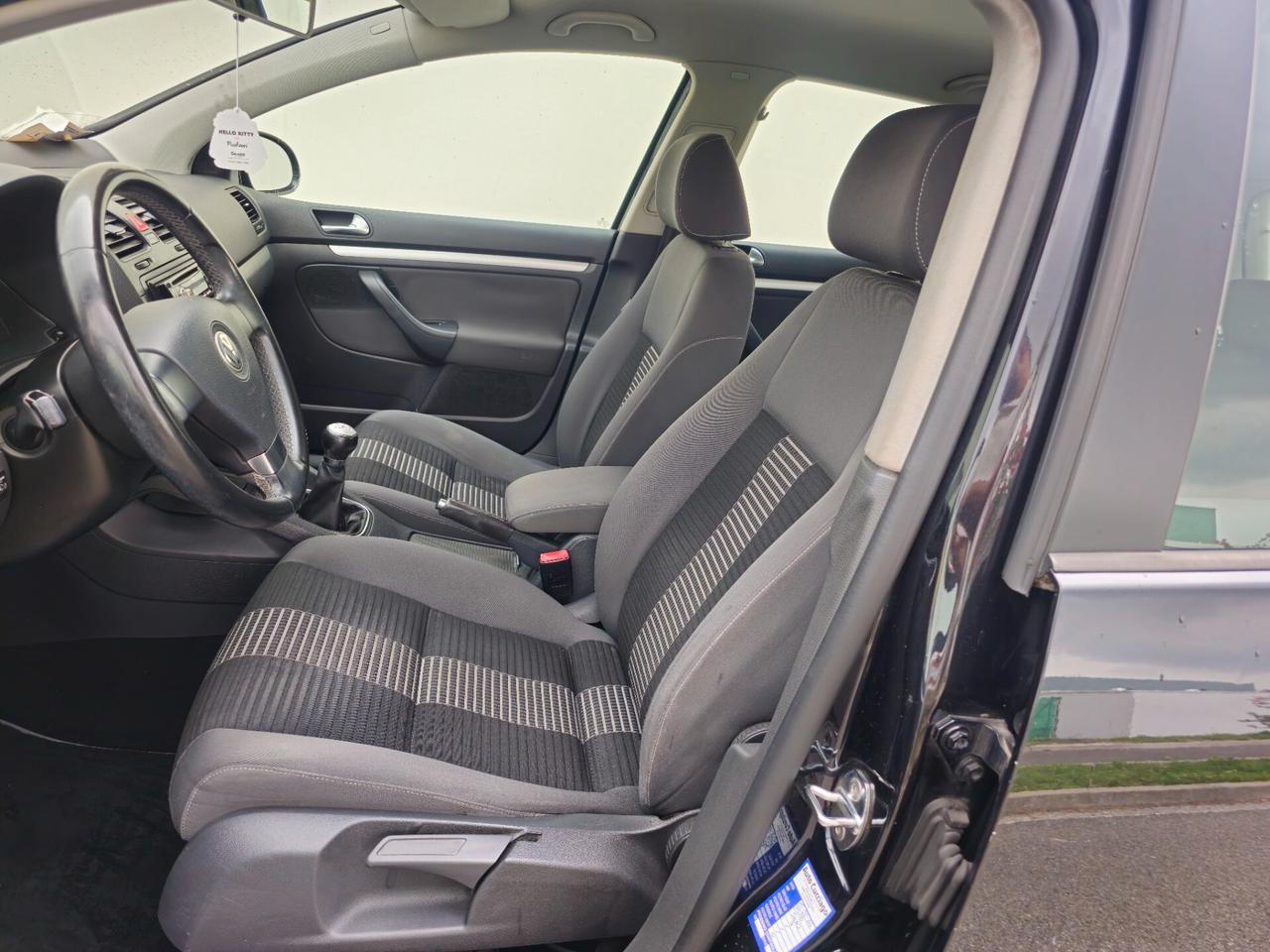 Volkswagen Golf 1.6 gpl