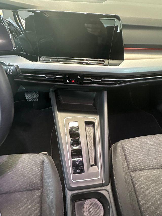 VOLKSWAGEN Golf 2.0 TDI DSG SCR Life
