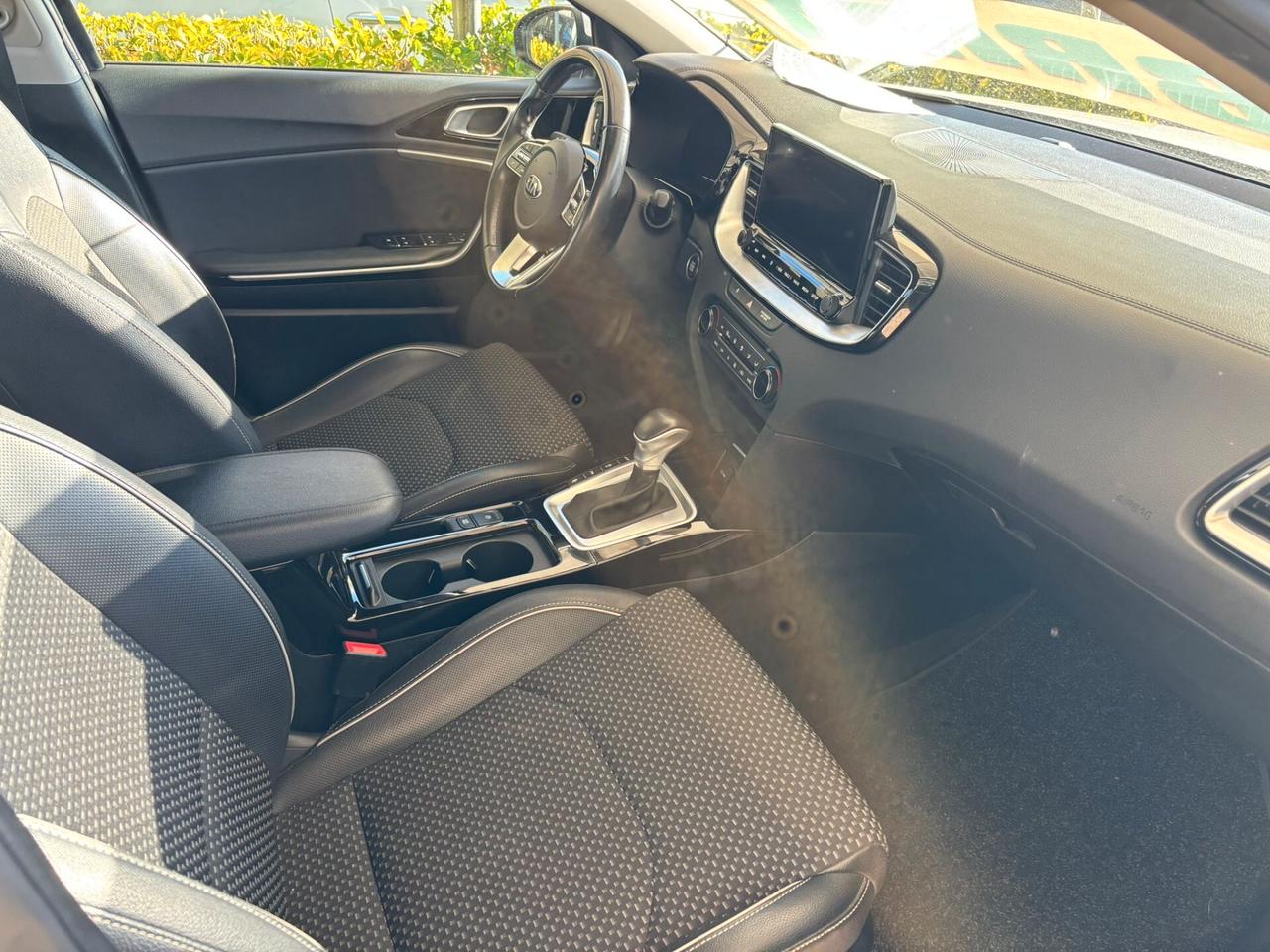 Kia XCeed 1.6 CRDi 136 CV MHEV DCT High Tech