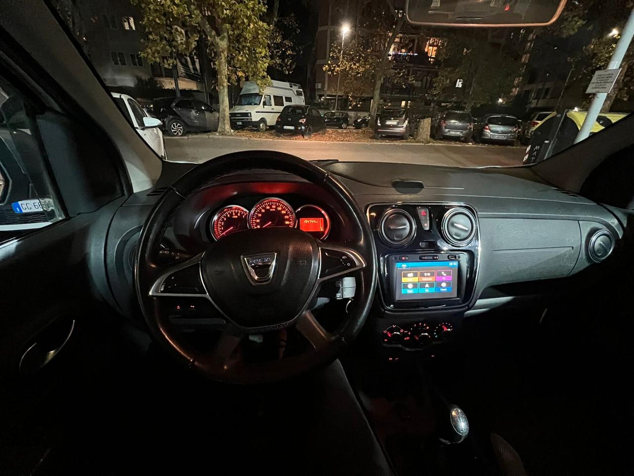 Dacia Lodgy Stepway 1.5 Blue dCi 8V 115CV 7 posti