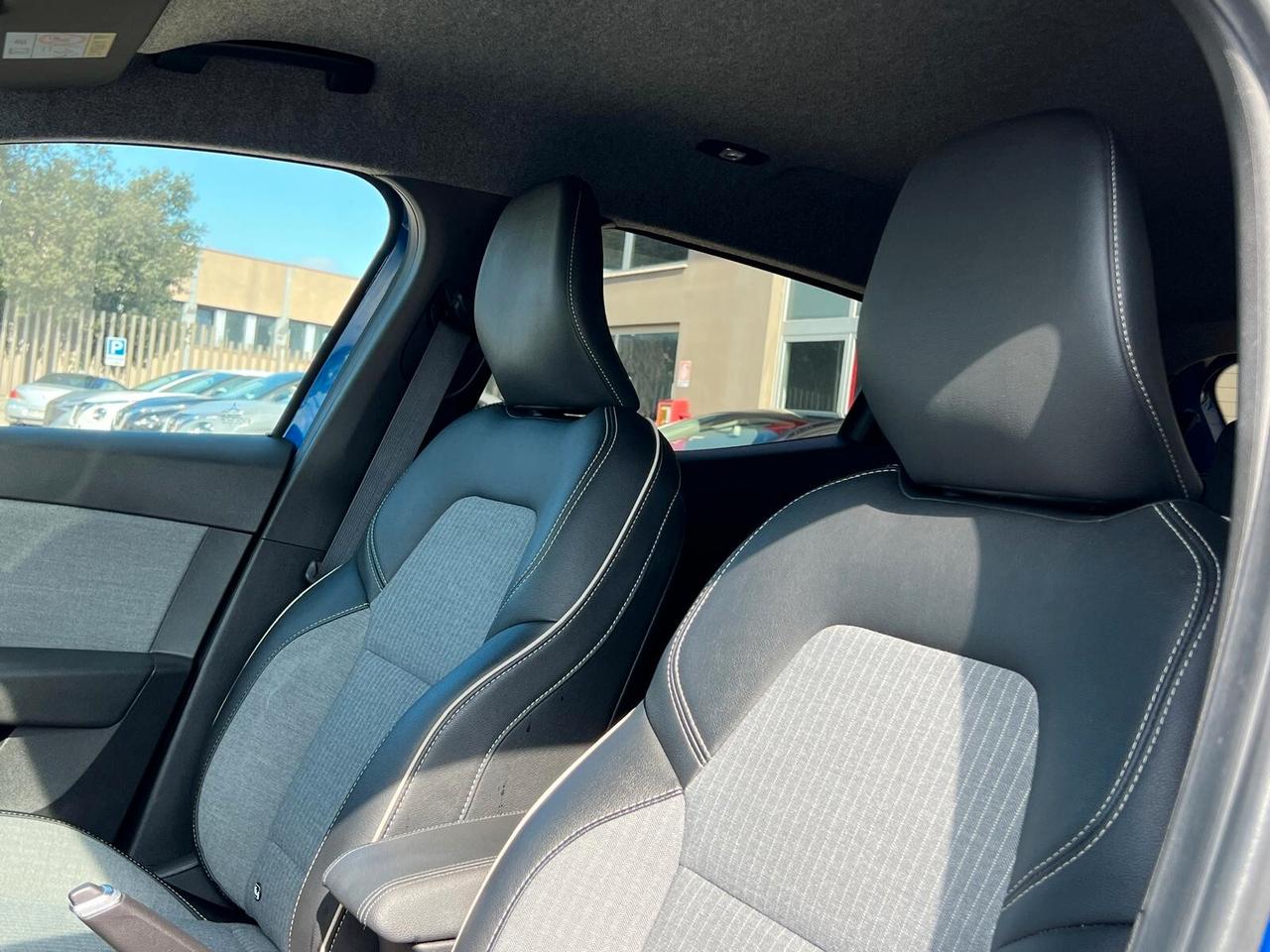 Renault Clio TCe 90 CV 5 porte Techno