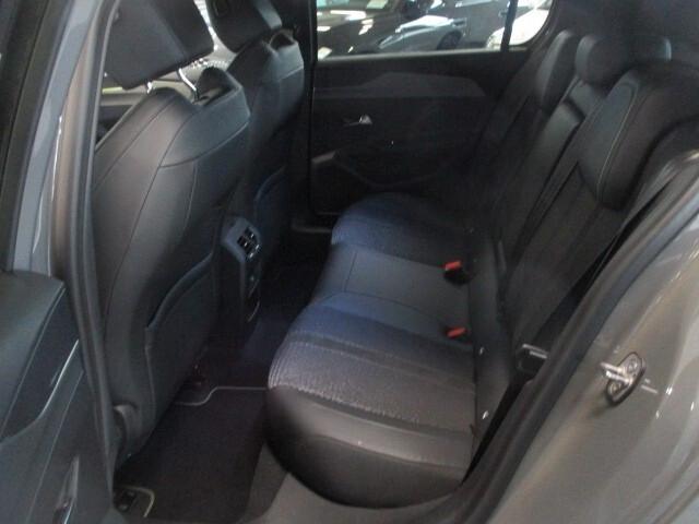 Peugeot 308 BlueHDi 130 S&S EAT8 GT