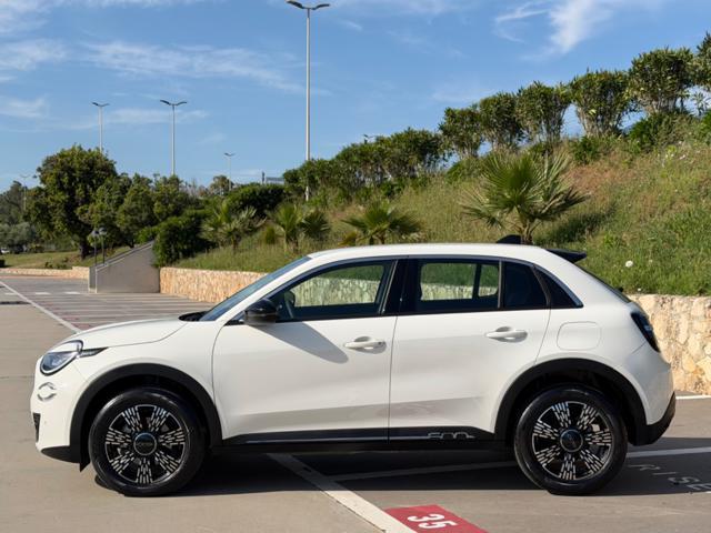 FIAT 600 HYBRID 145CV DCT MHEV+NAVI+RCAM+2PDC+LED
