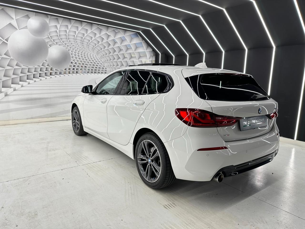 Bmw 118 5p.TETTO APRIBILE-UNICO PROPRIETARIO-KM CERTIFICATI