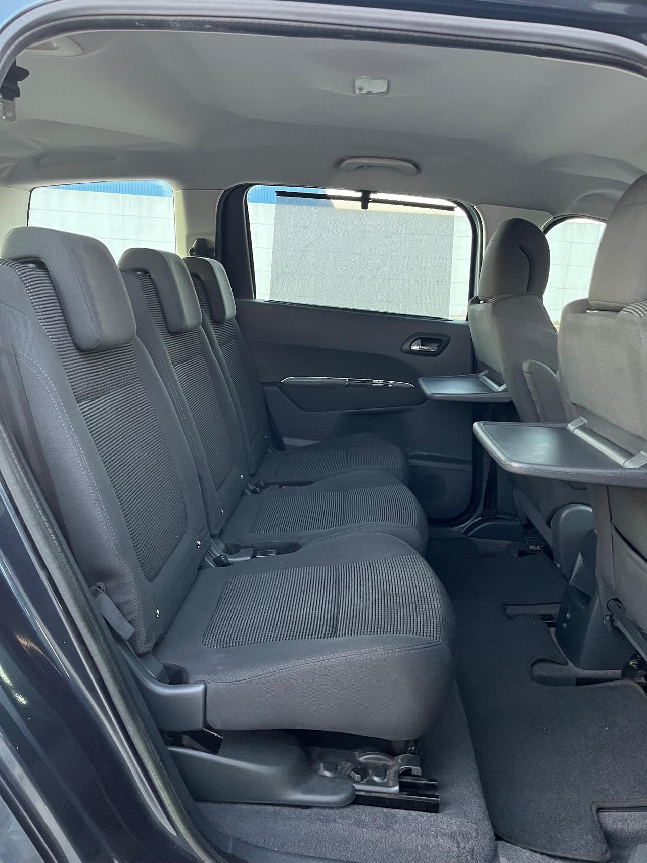 Peugeot 5008 1.6 HDi 112CV Business