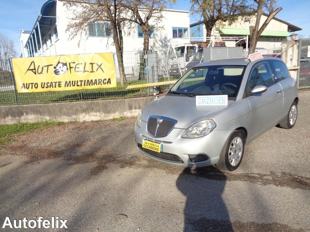 Lancia Ypsilon 1.2 Platino garaz 12 mesi