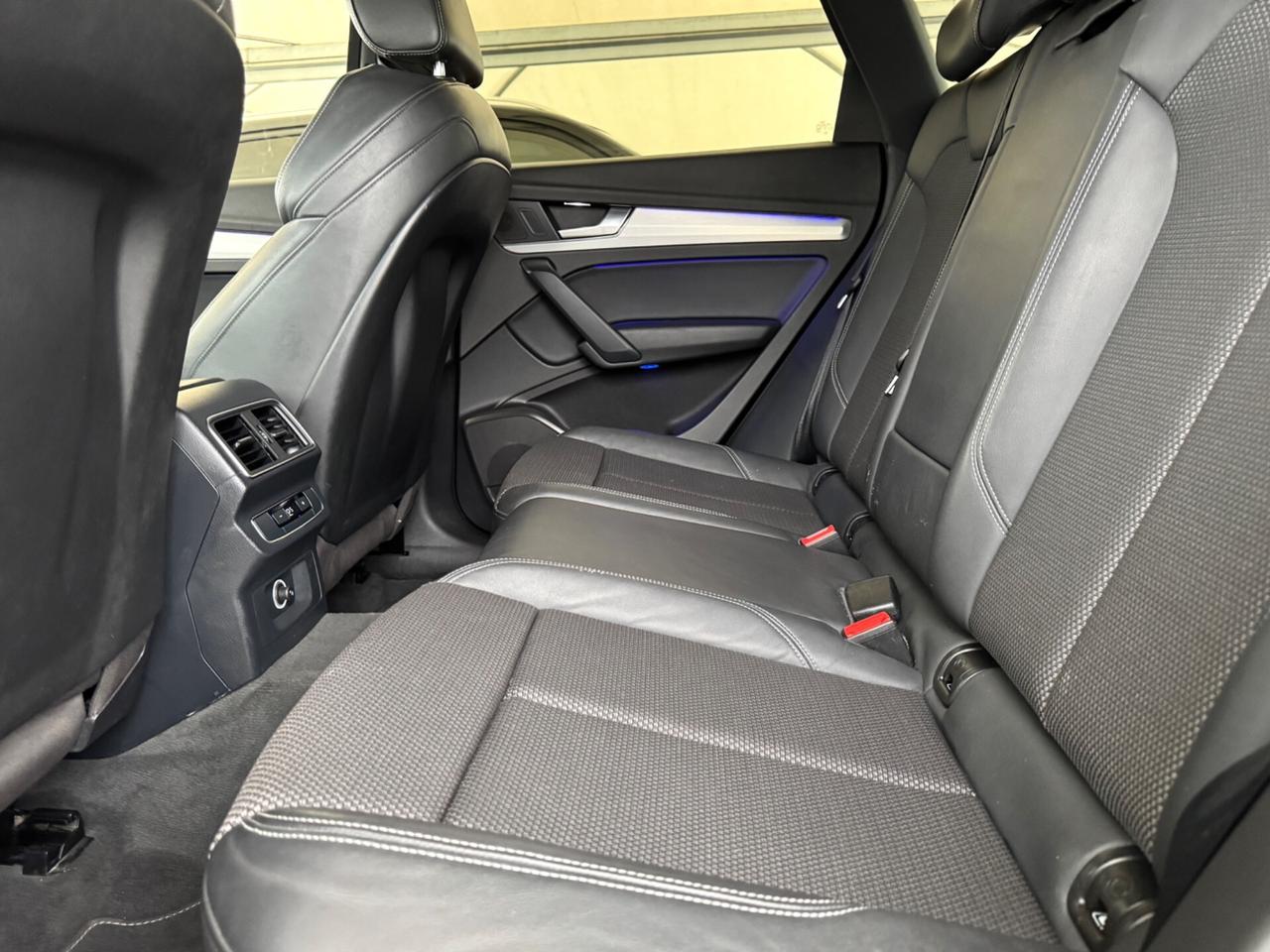 AUDI Q5 2.0 Quattro S-LINE-Virtual Luci Ambient 19