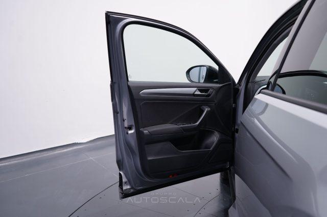 VOLKSWAGEN T-Roc 1.0 TSI 116cv Sport