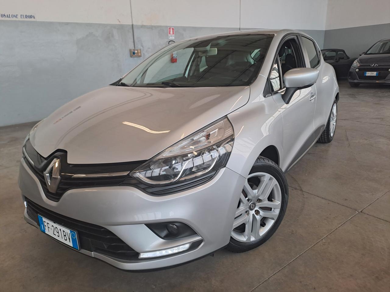 Renault Clio 1.2 75CV 5 porte Life