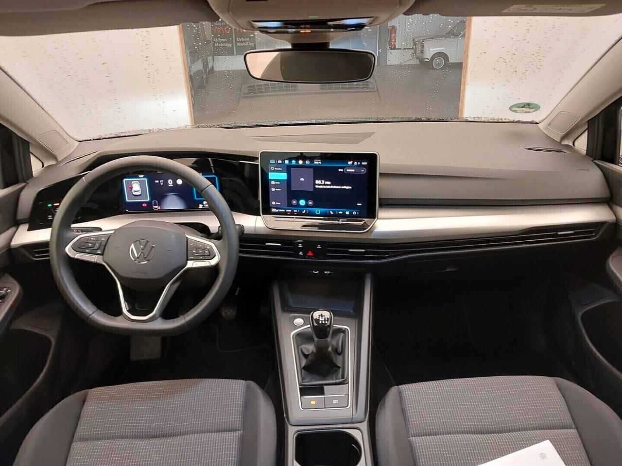 Volkswagen Golf RESTYLING 8.5 - 2.0 tdi 115cv. 5 anni di Garanzia