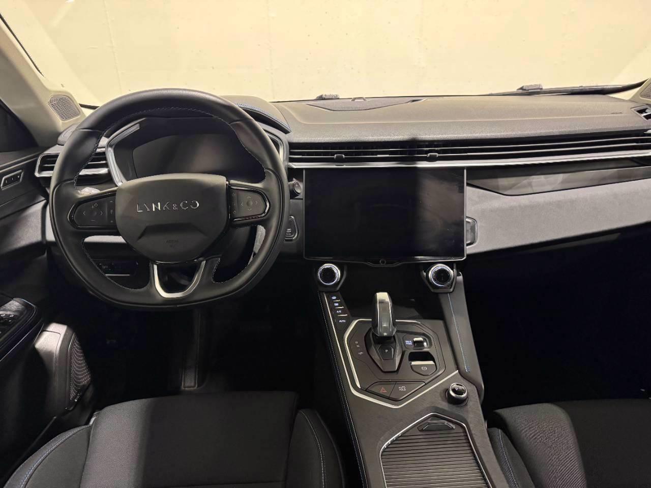 Lynk & Co LYNK & CO 01 1.5 PHEV AUTO