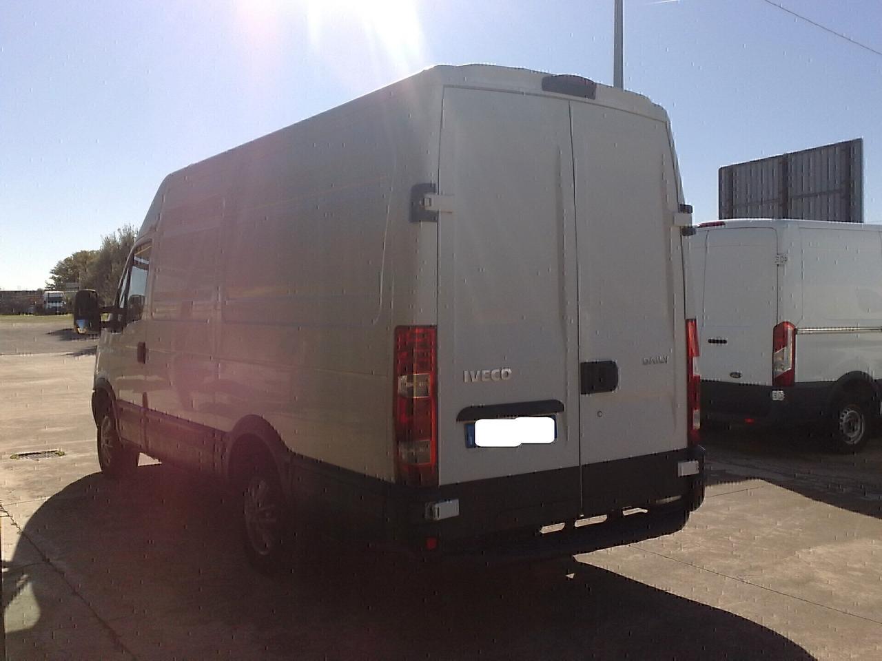 Iveco Daily 35s15 ISOTERMICO CON FRIGO - 2013