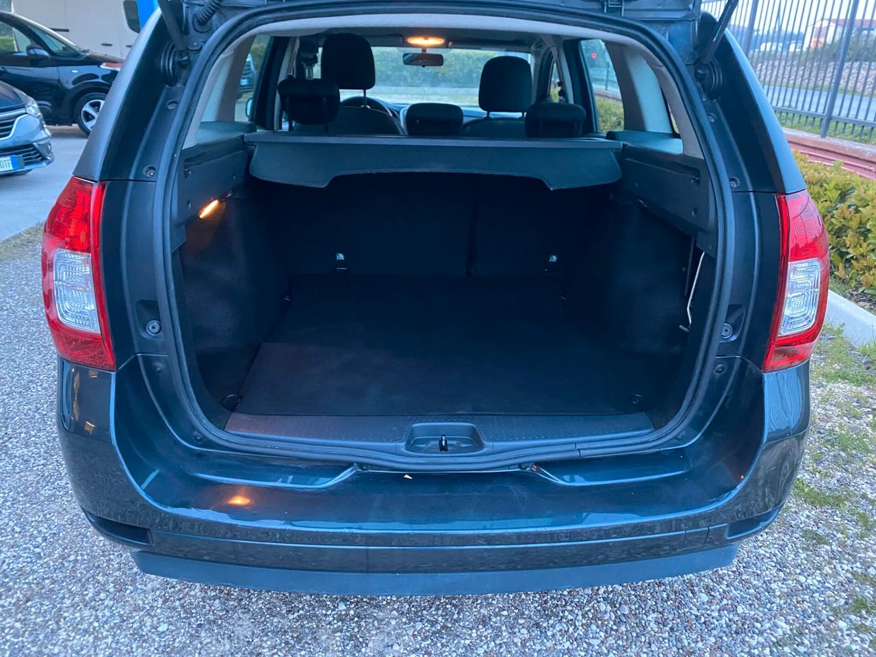 Dacia Lodgy 1.5 dCi 5 posti Ambiance----KM CERTIFICATI DACIA---