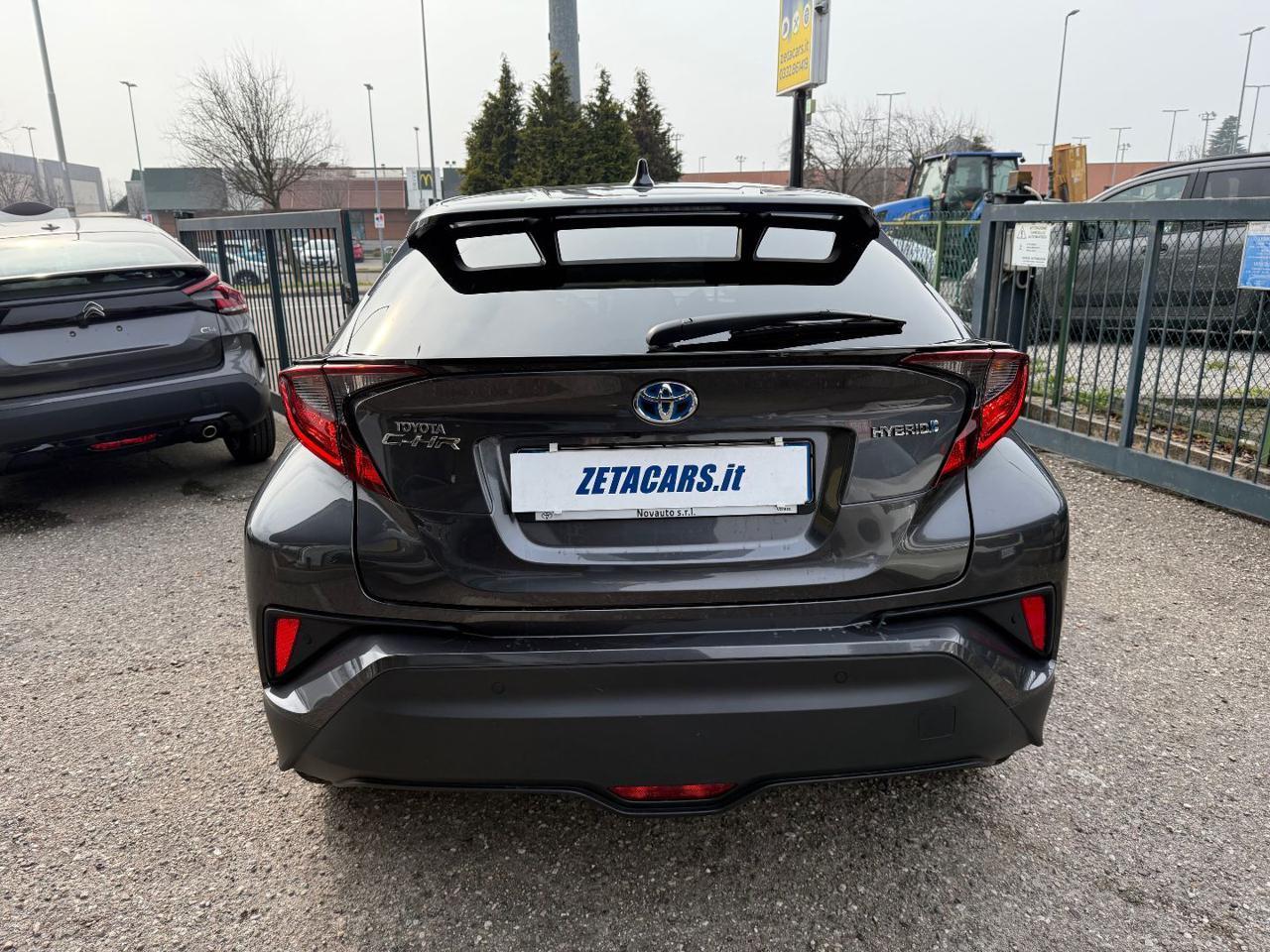 TOYOTA C-HR 1.8 Hybrid E-CVT Lounge