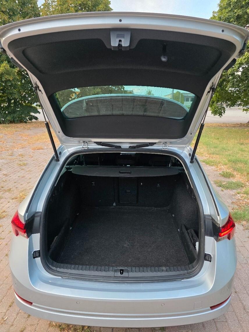 Skoda Octavia 2.0 TDI EVO SCR 150 CV DSG Wagon Executive