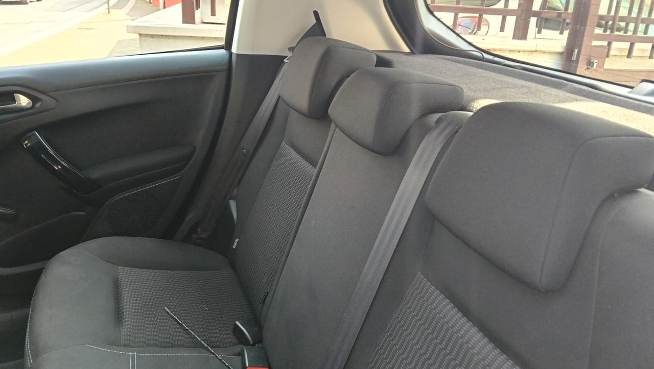 PEUGEOT 208 1.2 BENZ-GARANZIA FULL