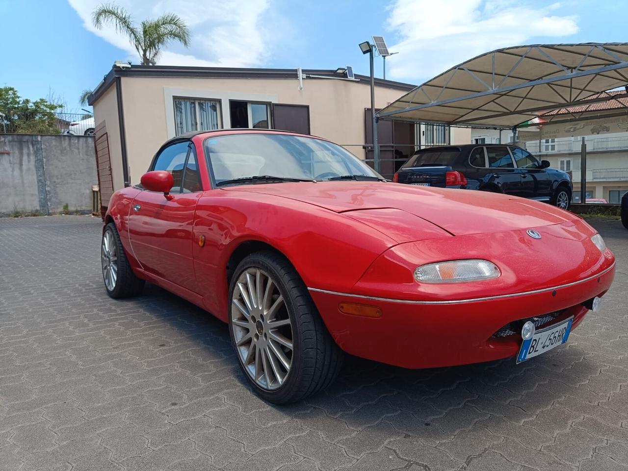 Mazda MX-5 1.6i 16V cat