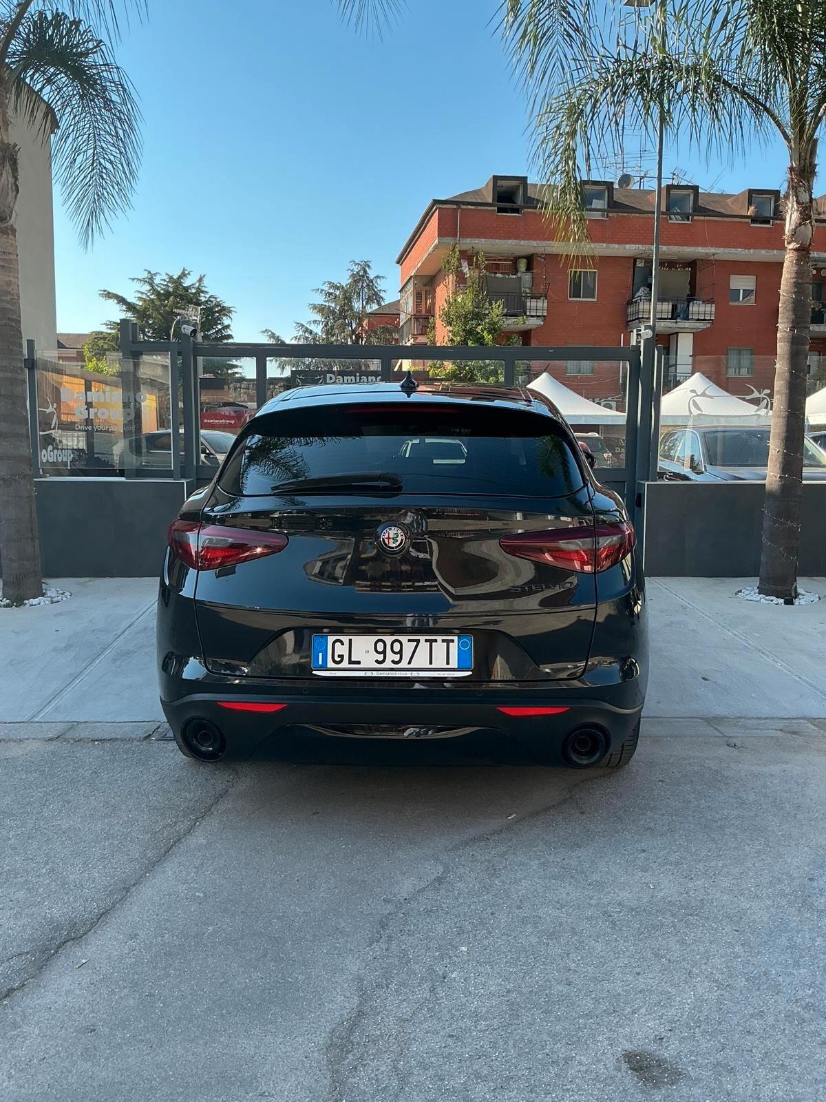 Alfa Romeo Stelvio 2.2 Turbodiesel 160 CV AT8 RWD Super Business