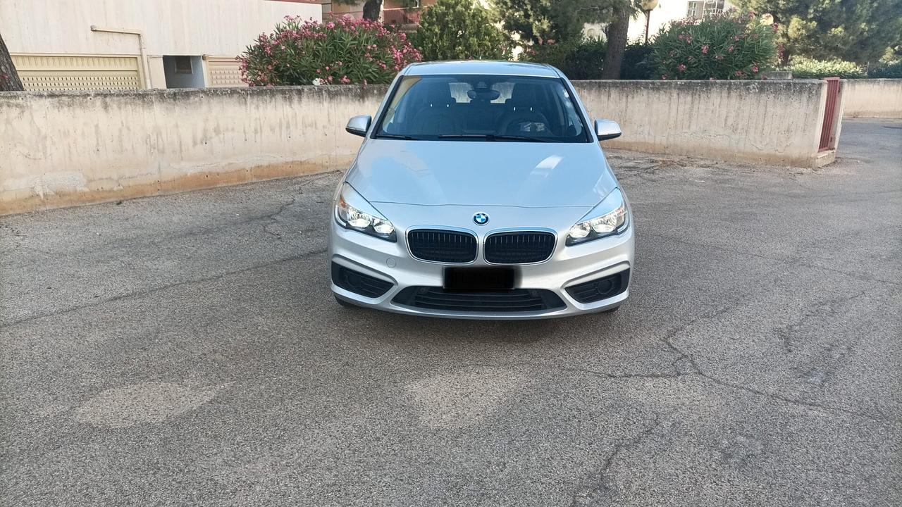 Bmw 2er Active Tourer 216d Active Tourer Advantage