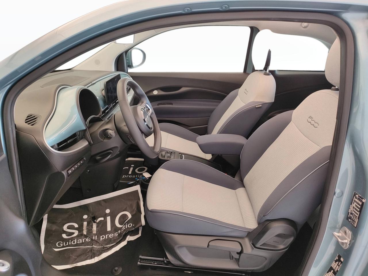 FIAT 500e Cabrio - 500e Cabrio 42 kWh Icon
