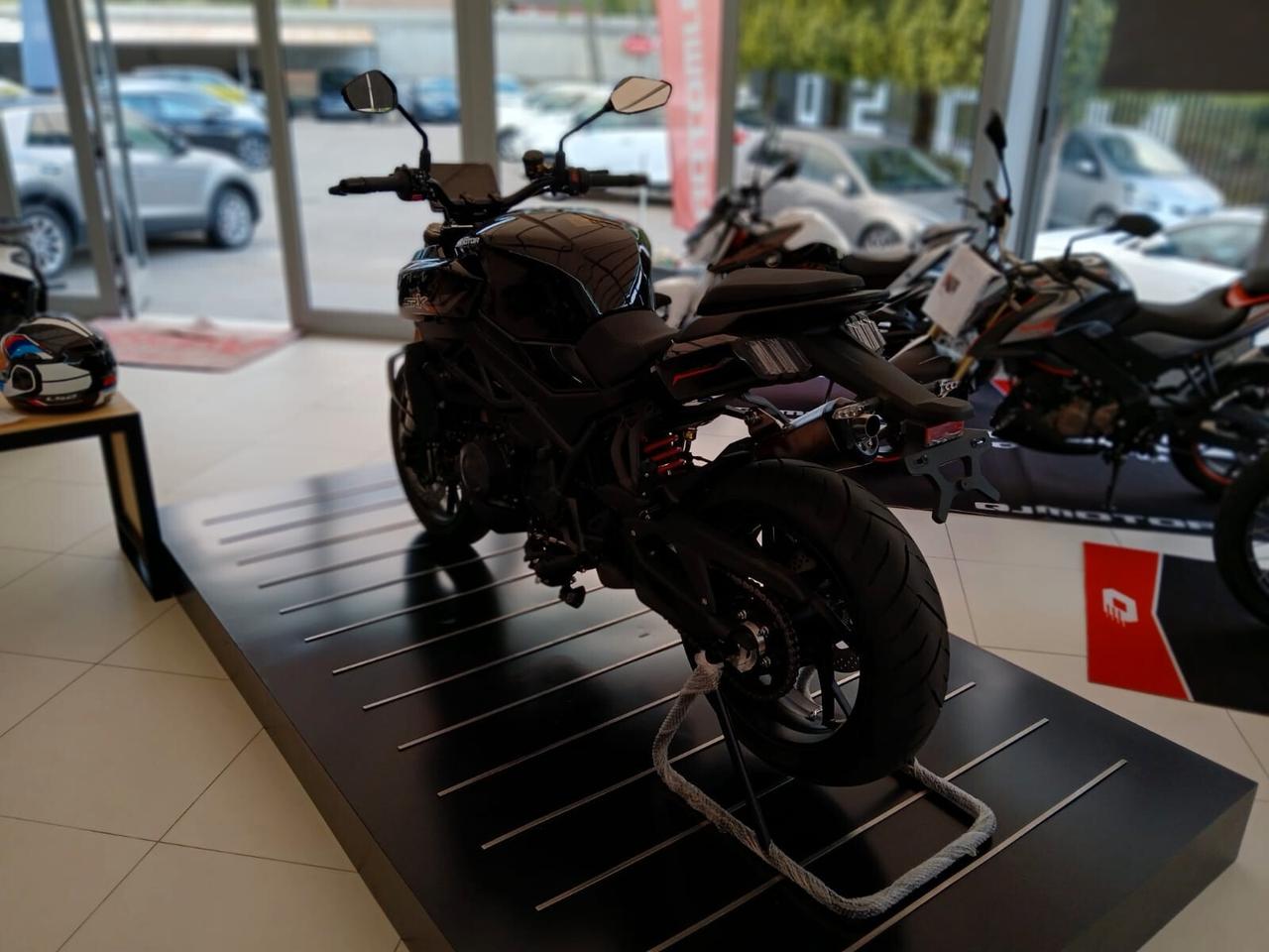 QJ MOTOR SRK 900-NUOVA-PRONTA CONSEGNA