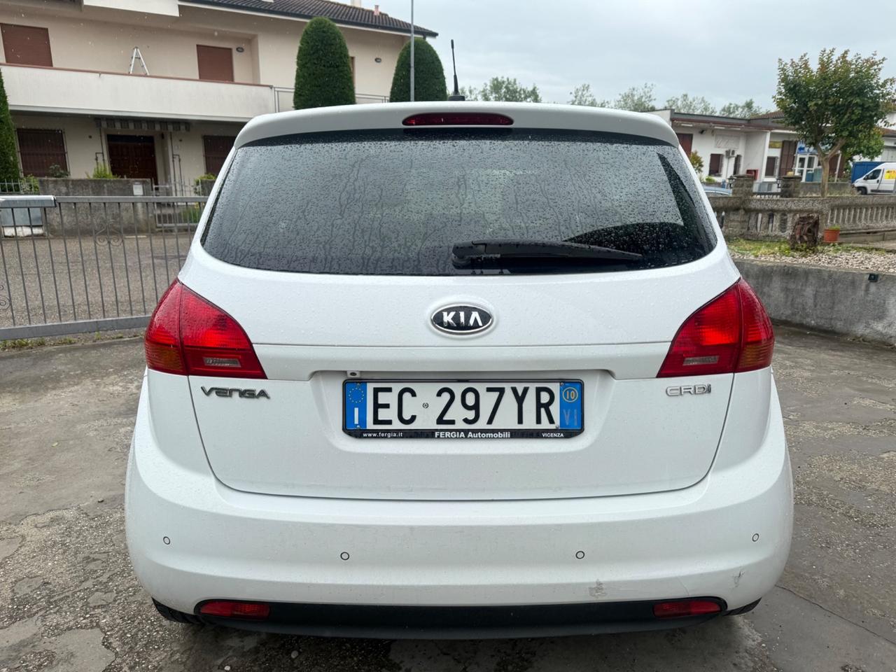 Kia Venga 1.6 CRDi DIESEL FULL OPT POCHI KM NEOPATE