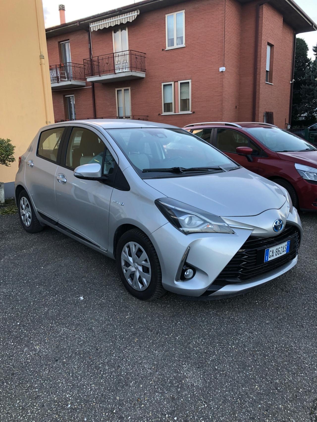 Toyota Yaris 1.5 Hybrid 5 porte Active