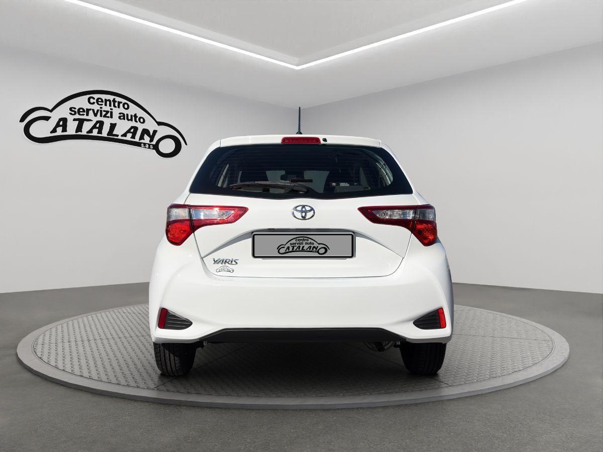 TOYOTA - Yaris - 1.0 5p. 72CV Lounge TELECAMERA