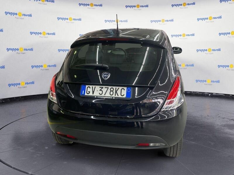 Lancia Ypsilon III 2015 1.0 firefly hybrid Gold s&s 70cv 5p.ti