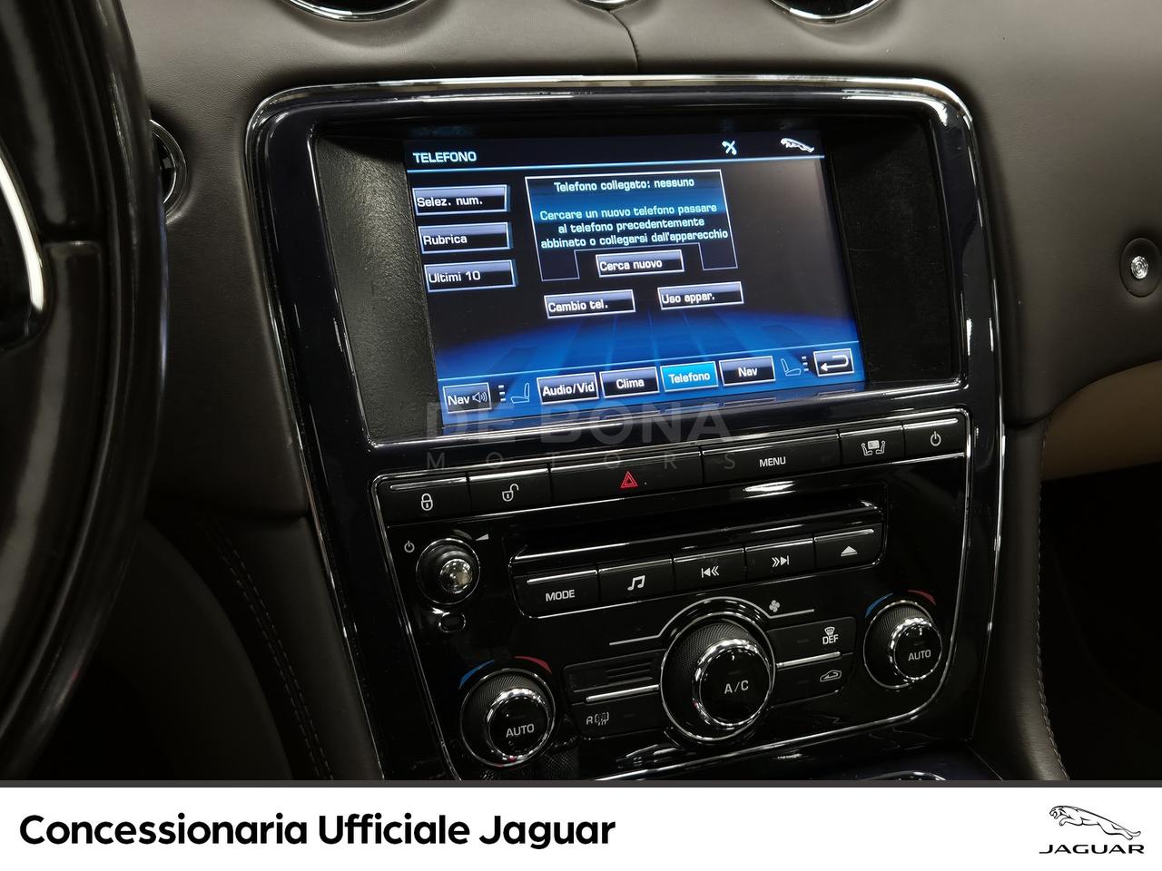 Jaguar XJ 3.0d v6 premium luxury auto