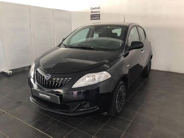 Lancia Ypsilon 1.0 FireFly Hybrid Gold Plus