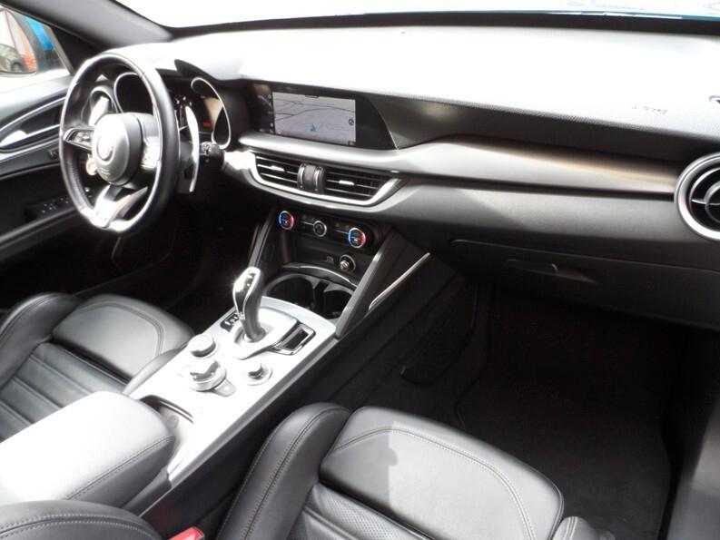 Alfa Romeo Stelvio 2.2 Turbodiesel 210 CV Q4 Veloce