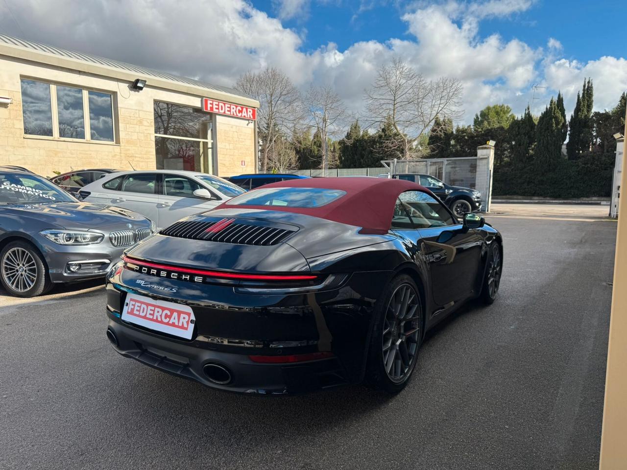 Porsche 911 992 Carrera 4S Cabriolet