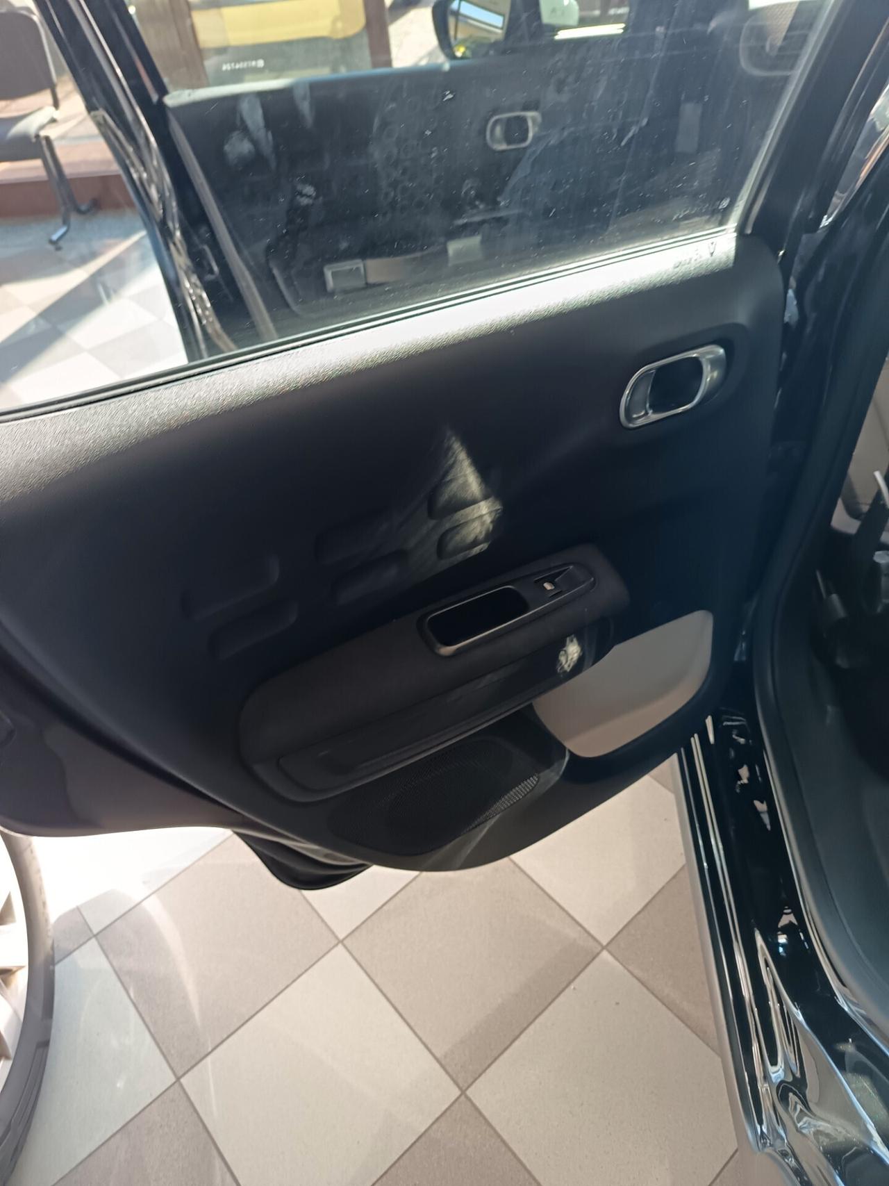 Citroen C3 PureTech 83 S&S Shine Pack