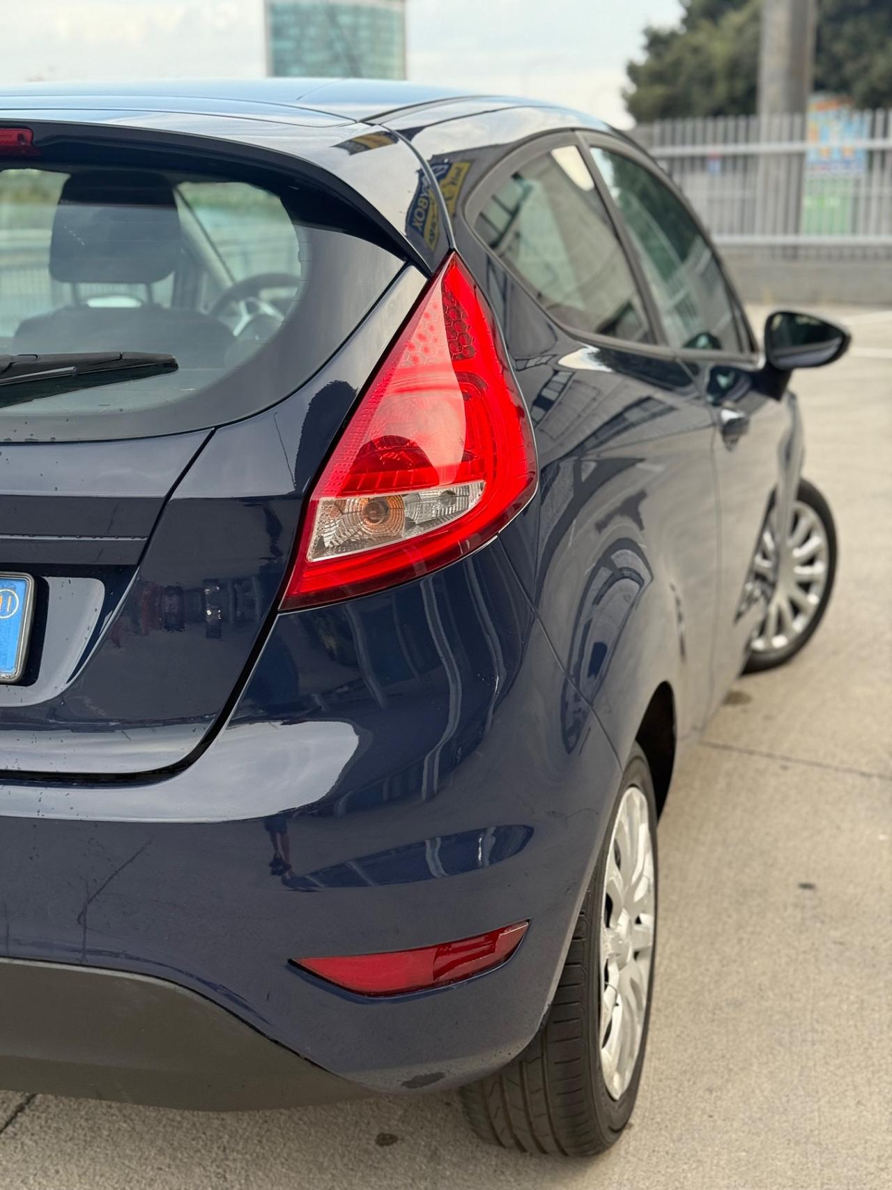 Ford Fiesta 1.2 82CV 3 porte Titanium unico Propietario