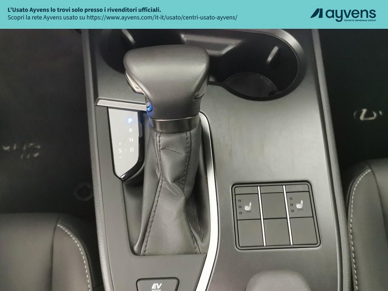 Lexus UX Hybrid Design 2WD