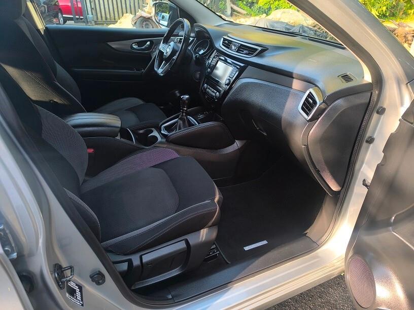 Nissan Qashqai 1.5 dCi N-Connecta