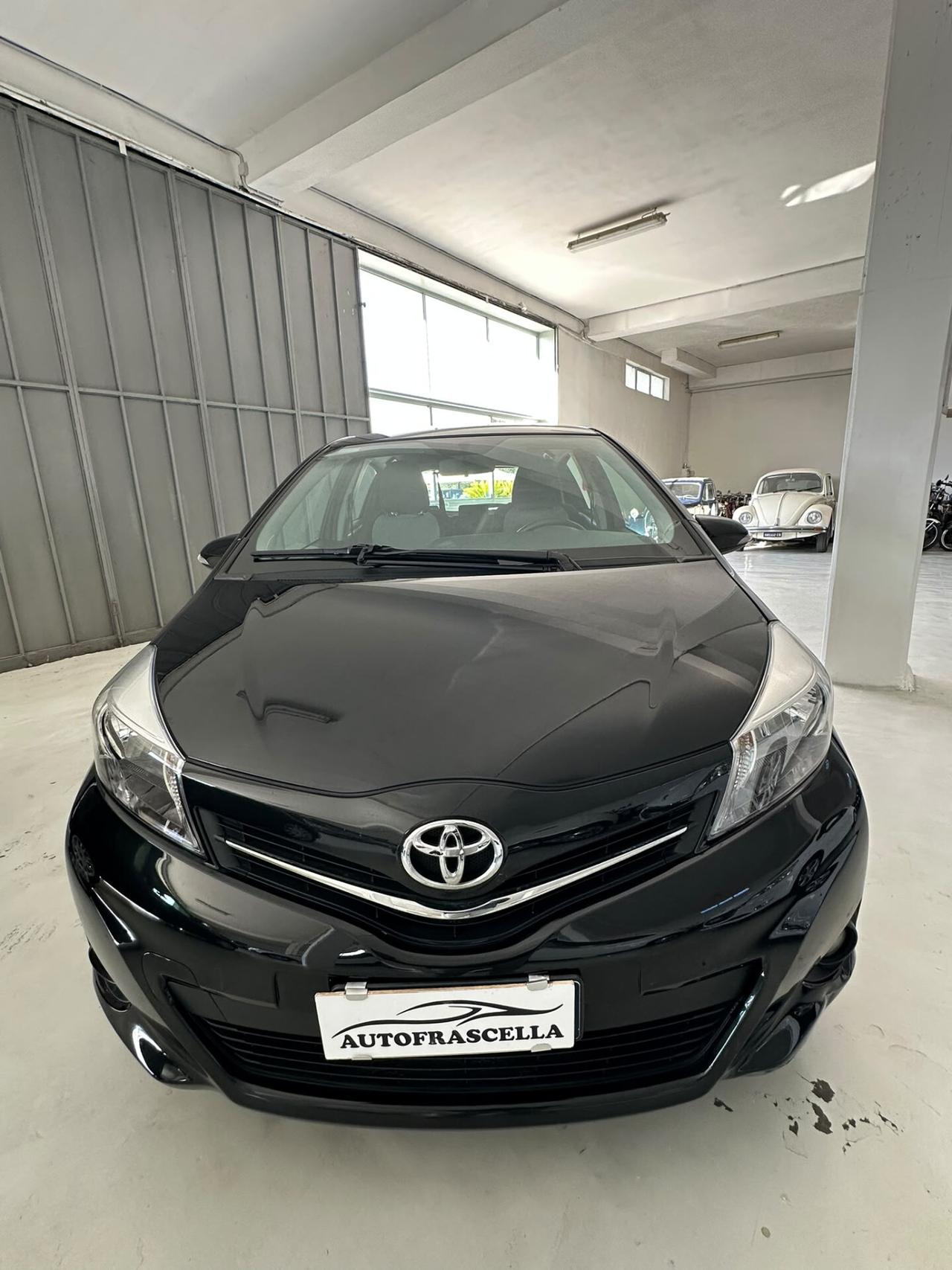 Toyota Yaris 1000