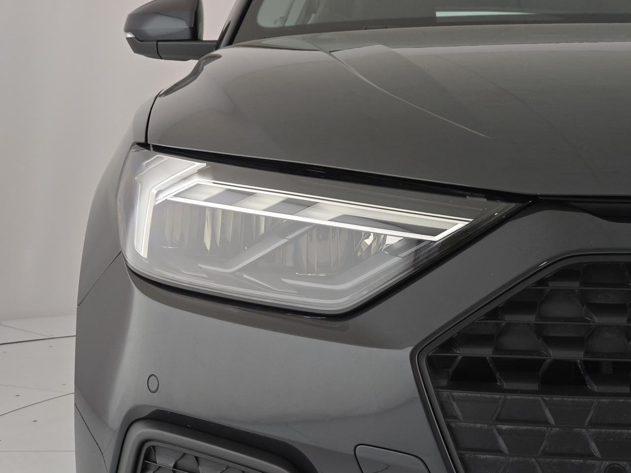 Audi A1 sportback 30 1.0 tfsi admired 110cv s-tronic