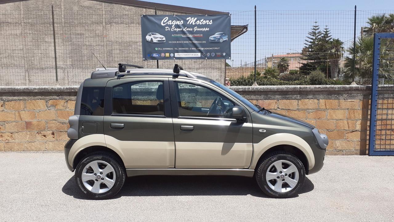 Fiat Panda 1.3 MJT 16V DPF 4x4 Climbing